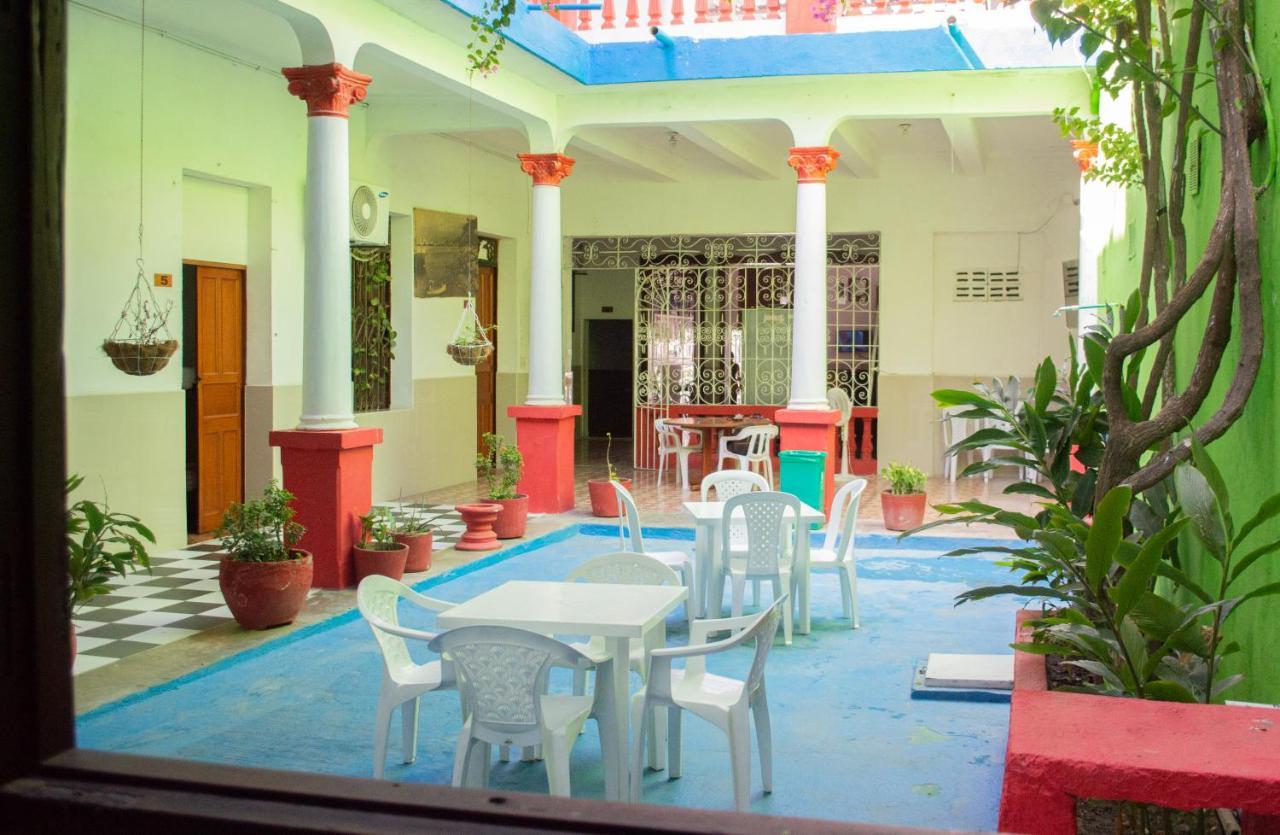 Hostal Maranatha Santa Marta  Luaran gambar