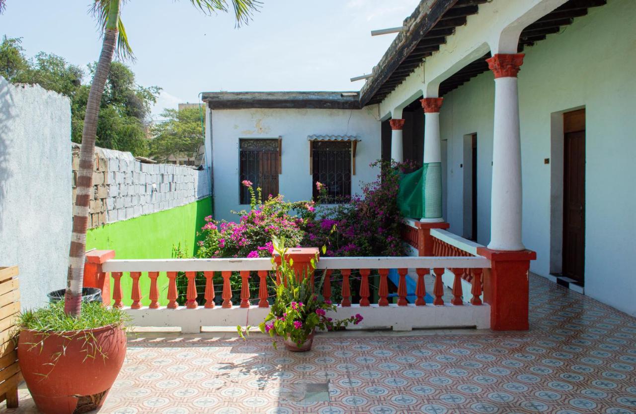 Hostal Maranatha Santa Marta  Luaran gambar