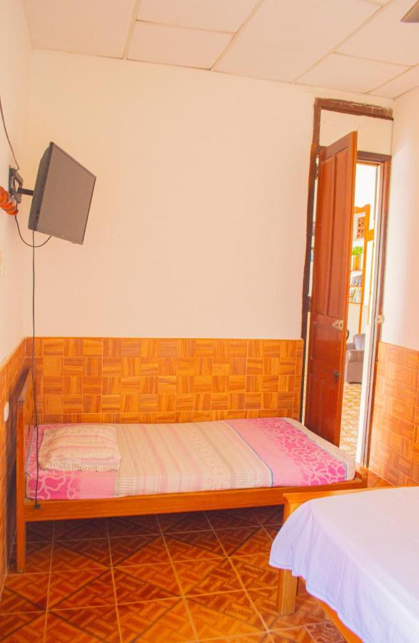 Hostal Maranatha Santa Marta  Luaran gambar